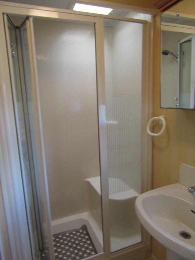 Fenlake Holiday Accommodation Metheringham Buitenkant foto