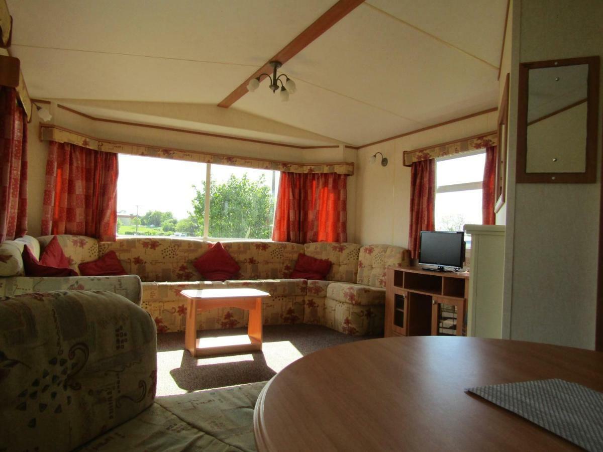 Fenlake Holiday Accommodation Metheringham Buitenkant foto