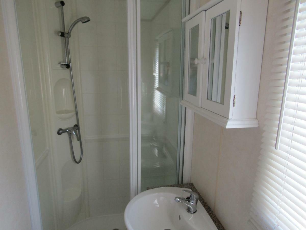 Fenlake Holiday Accommodation Metheringham Buitenkant foto