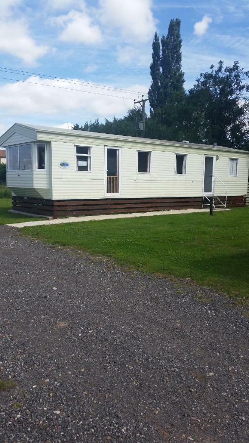 Fenlake Holiday Accommodation Metheringham Buitenkant foto